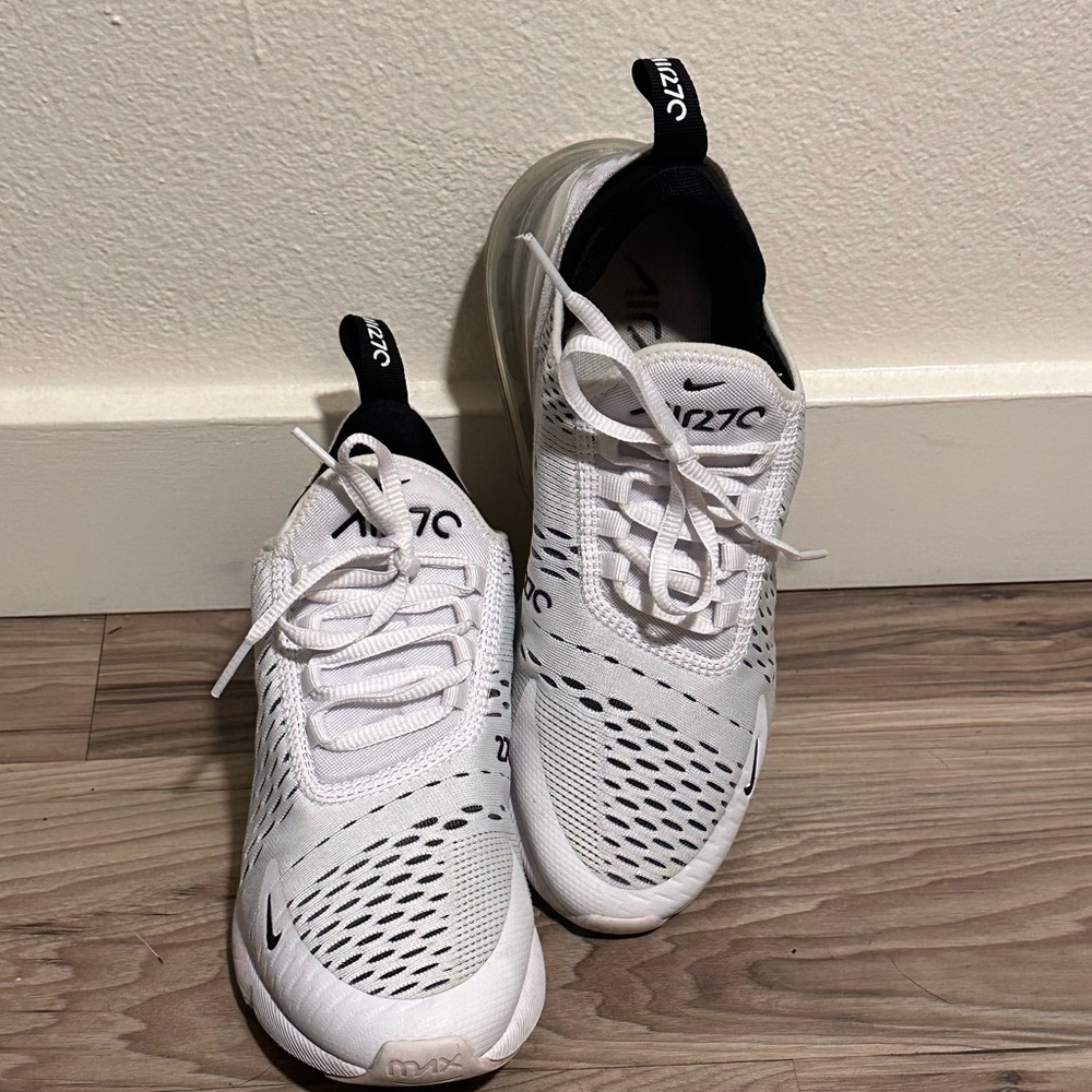 Women’s Nike air max 270